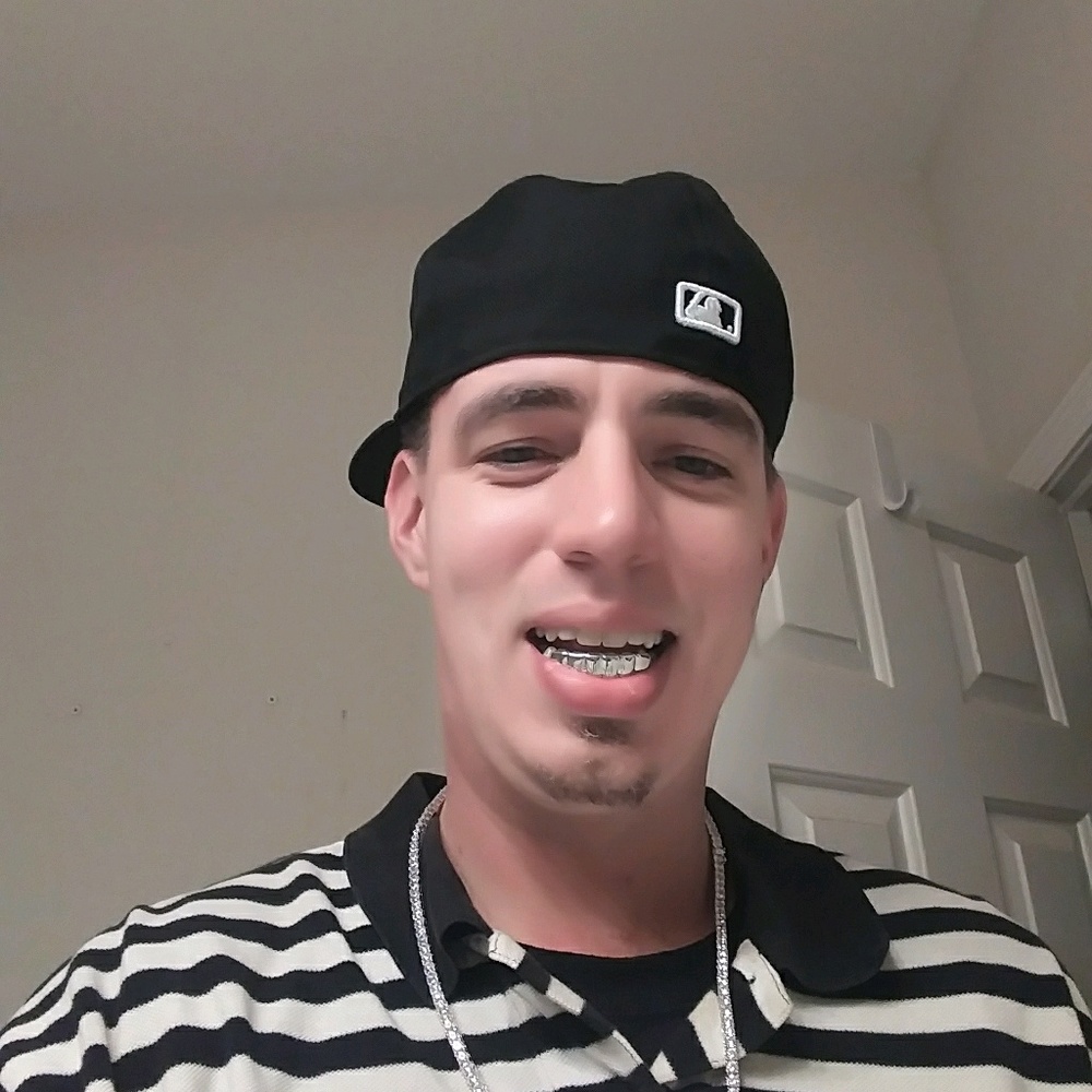 Meet your Posher, Derek